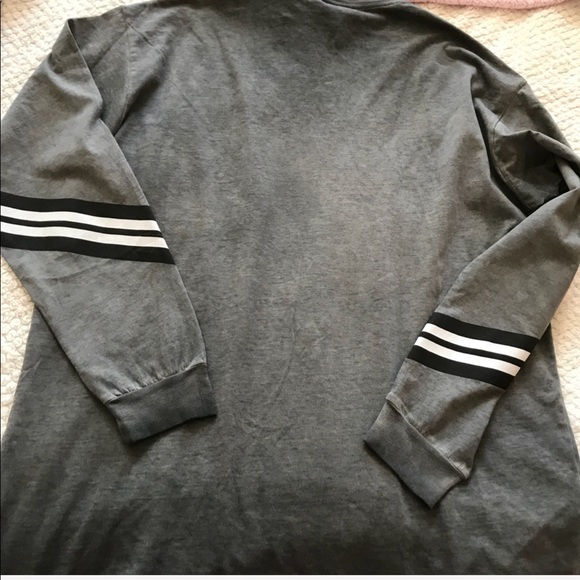 VS PINK CAMPUS LONG SLEEVE TEE SZ M - Picture 4 of 6